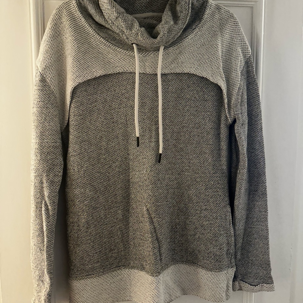 Te Verde Gray and Cream Cowl Neck Sweater